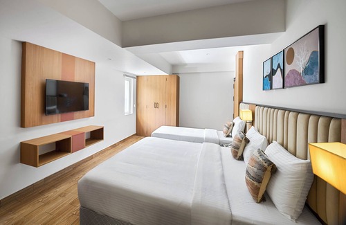 Thousand Lights Hotel | Taara Hotel