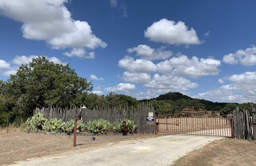 Comfort House | Tabasco Ranch - Star Cabin