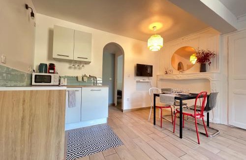 Thiers Apartment | TABI APPART ,MODERN CHIC vs FREE PARKING,WIFI,DRAPS