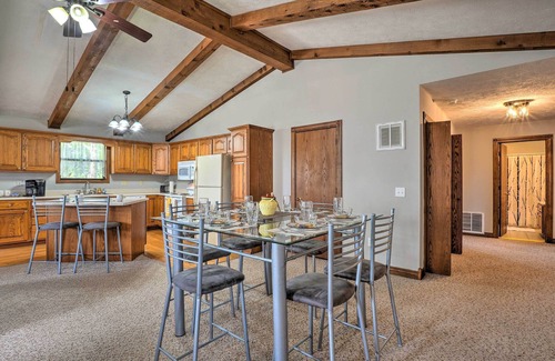 Arrow Point House | Table Rock Lake Getaway w/Fire Pit, Deck & Grill!