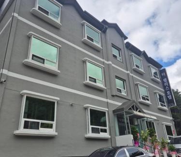 Seolcheon-myeon Hotel | Taebaek The Palace Hotel
