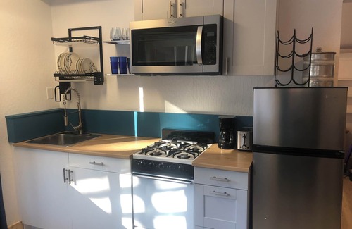 Tahoe City Cottage | Tahoe Cottage- near river/lake/ski resorts