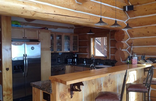 Truckee House | Tahoe Donner Custom Crafted Log Home Ski in Ski Out!