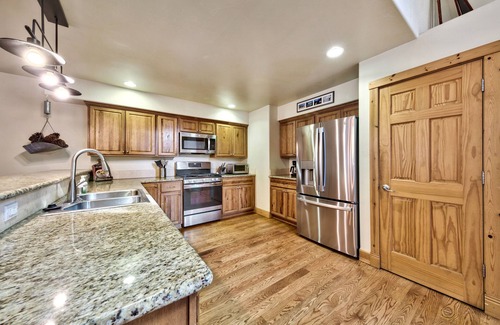 Tahoe Island House | Tahoe Family Haven - Hot Tub, Pool Table, 30-90 days