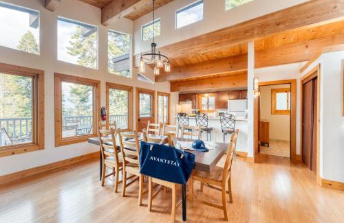 Chamberlands House | Tahoe Timber by AvantStay Beach Lake Access