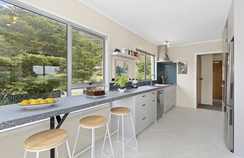 Paihia House | Tahuna Family Escape - Paihia Holiday Home