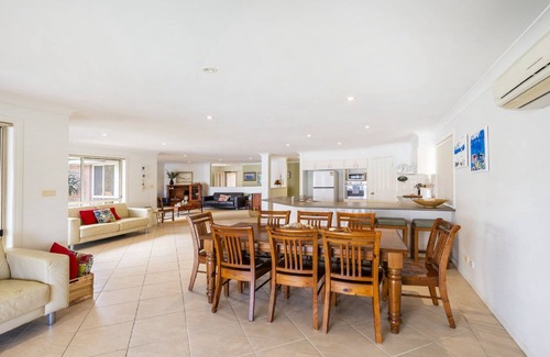 Yamba House | TAINE COURT, TOP NOTCH