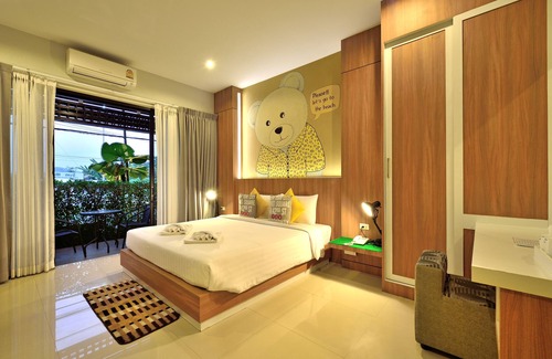 Downtown Krabi Hotel | Tairada Boutique Hotel x StayLah