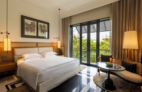 Kolkata Hotel | Taj Taal Kutir