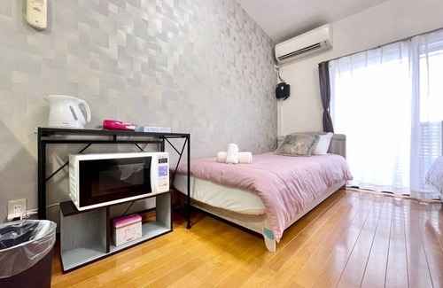 Okubo Apartment | Takadanobaba 302, centrally located in Shinjuku-ku.