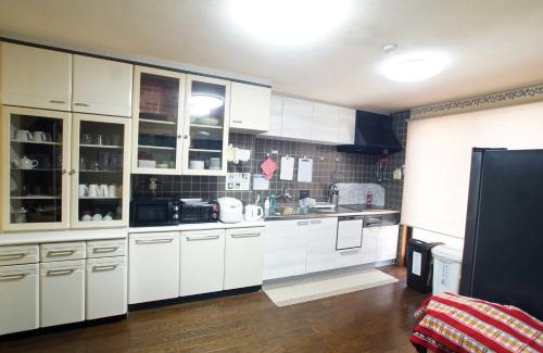 Akane Cho House | Takamatsu Guest House Akane