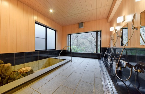 Ukyo Ward House | Takao Kinsuitei