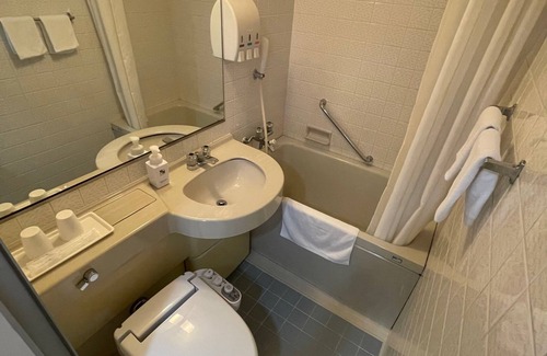 Takatsuki Hotel | Takatsuki W and M Hotel