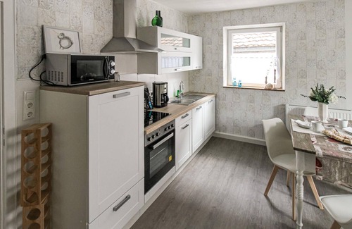 Ipsheim Apartment | Take a relaxing break in the charming farmhouse in the Middle Franconian wine country.