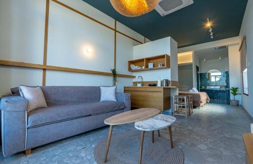 Nees Pagases House | Take me here with a sea view by Salt Apartments