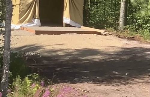 Susitna North RV Rental | Talkeetna Hot Tents with Denali view.