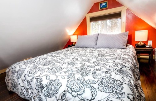 Talkeetna House | Talkeetna Tiny House Cabin *Sauna* Near ski/lake