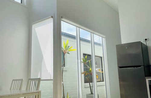 Suffolk Park House | Tallow Beach Bungalow , Unit 2, Suffolk Park. Easy walk to beach and shops.