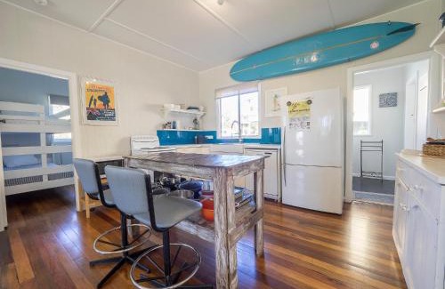 Bonny Hills House | Tallowood beachfront cottage