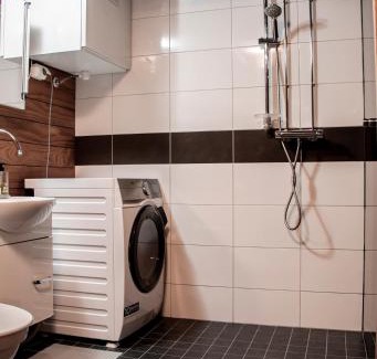 Vantaa Villa | Talo saunalla ja sähköauton oma Type2 latauspiste