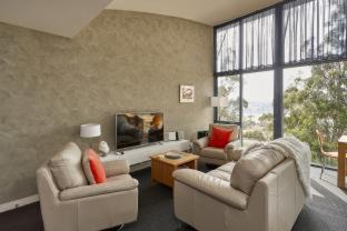 Grindelwald Apartment | Tamar River Apartments