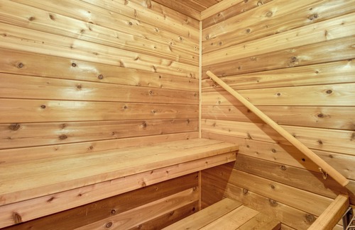 Lakeview Cabin | Tamarack Tranquility: Lake Retreat w/ Fireplace!