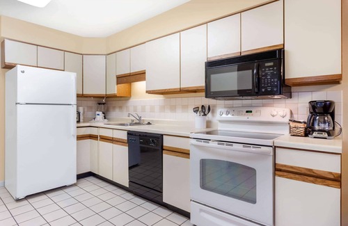 Lake Delton House | Tamarack Wisconsin Dells a Ramada by Wyndham