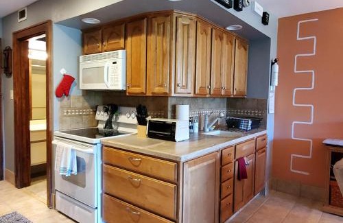 Purgatory House | Tamarron Lodge Suite 203-201