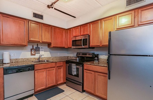 Oakford Park Apartment | TAMPA 5 minutes to Downtown, FULLY furnished and equipped condos