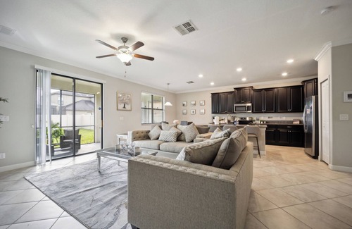 Riverview House | Tampa 5-Star Luxurious Private Home Near The Beach! 4br/3br/5beds!