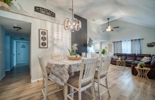Bearss Plaza House | Tampa Hotspot*Spacious*Near Busch Gardens*Sleep 12