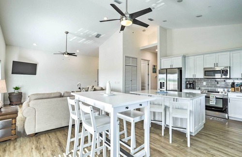 Port Tampa City Cottage | Tampa House w/Patio, Near Downtown & Beaches!