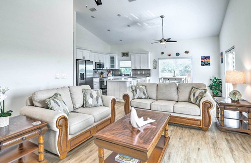 Port Tampa City Cottage | Tampa House w/Patio, Near Downtown & Beaches!
