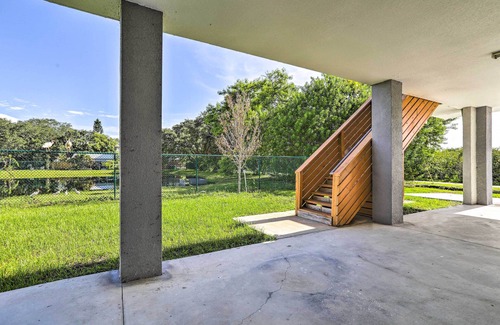 Port Tampa City Cottage | Tampa House w/Patio, Near Downtown & Beaches!