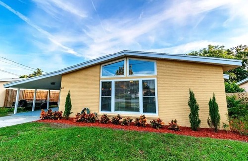 Tampa Apartment | Tampa Midtown Studio: Central Location, Free Parking, and More!
