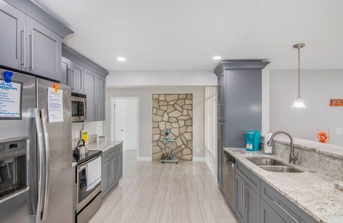 Town N County Park House | Tampa Pool family home, comfy, clean, great location.