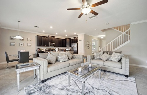 Riverview House | Tampa Private Home/Game Room/Theater Room & more!