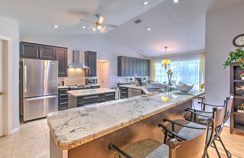 Seffner Community Alliance Cottage | Tampa -Seffner-Brandon FL 3 bed 1 bath family, pet-friendly house