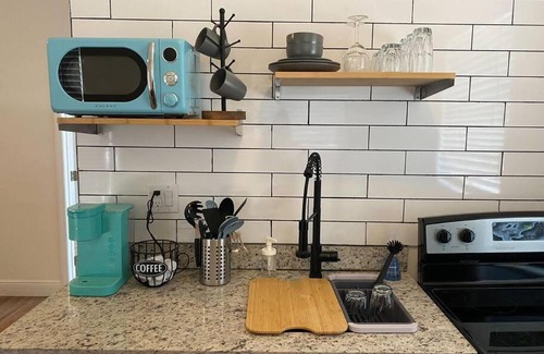 Ybor City Apartment | Tampas Charming 1BR Apartment in Cigar City