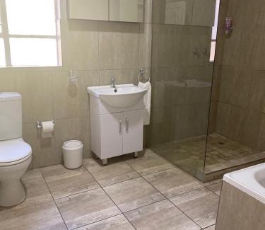Greater Johannesburg Metropolitan Area Bed & Breakfast | Tamryn Manor Guest House