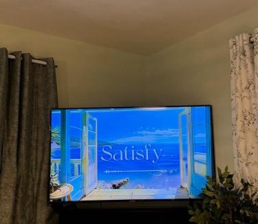 Tamuning Apartment | Tamuning, Ocean view, Tumon Beach 7 minutes, Carrera show, Galleria Mall, 8 families, 3Bedrooms 2Bathrooms, Pick up service