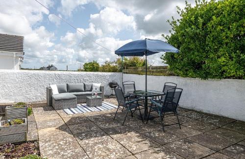Rhosneigr House | Tan Y Wylan