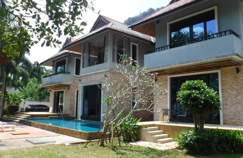 Krabi Villa | Tanasan Villa Aonang Krabi