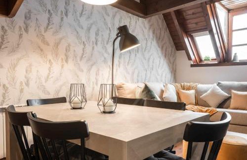 Beret Apartment | Tanau 1700 by SeaMount Rentals