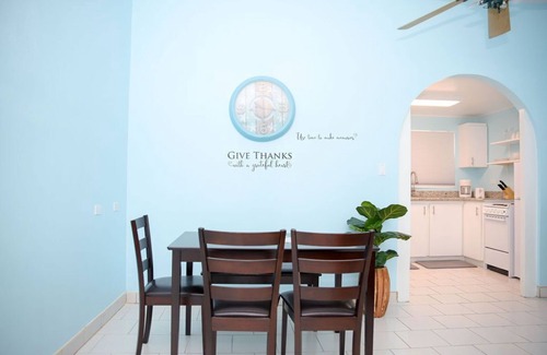 Paradise Island Apartment | Tangerine Sunsets Seville