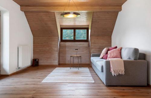 Collalbo Apartment | Tann 11