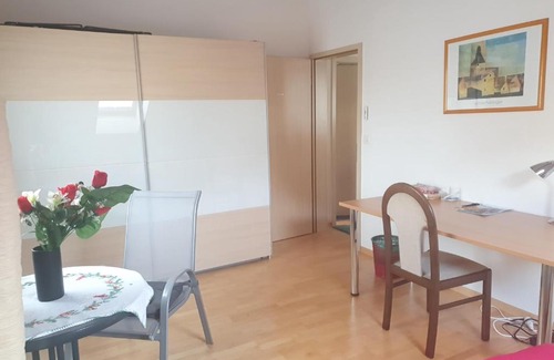 Bichelsee-Balterswil House | Tannenzapfenland, PRIVAT ZIMMER Akasha
