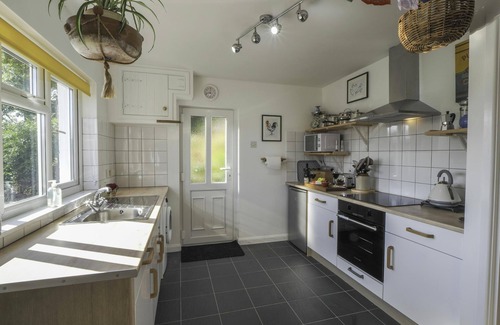 Llandyssiliogogo Cottage | Tanyfron, Llangrannog