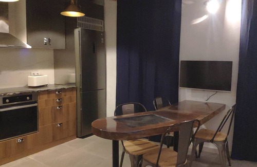 Olot Apartment | TAO Olot Apartamento Todo Reformado Situado en el Mismo Centro de la Ciudad