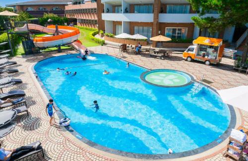 Longtan District Hotel | Taoyuan Yuehua Hotel & Golf Club